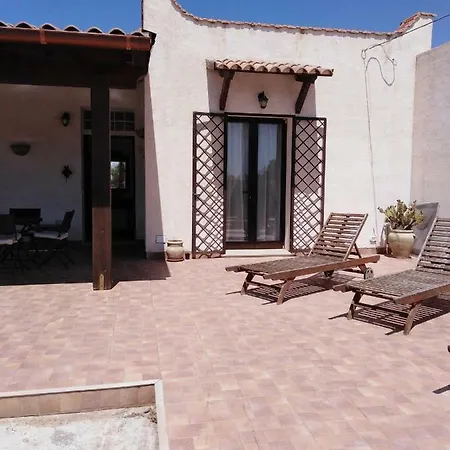 Tuzzo Villa